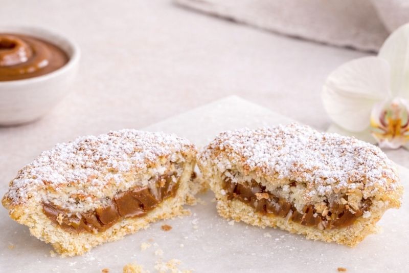 MINI COCONUT AND DULCE DE LECHE TART (1 UNIT 8 CM)
