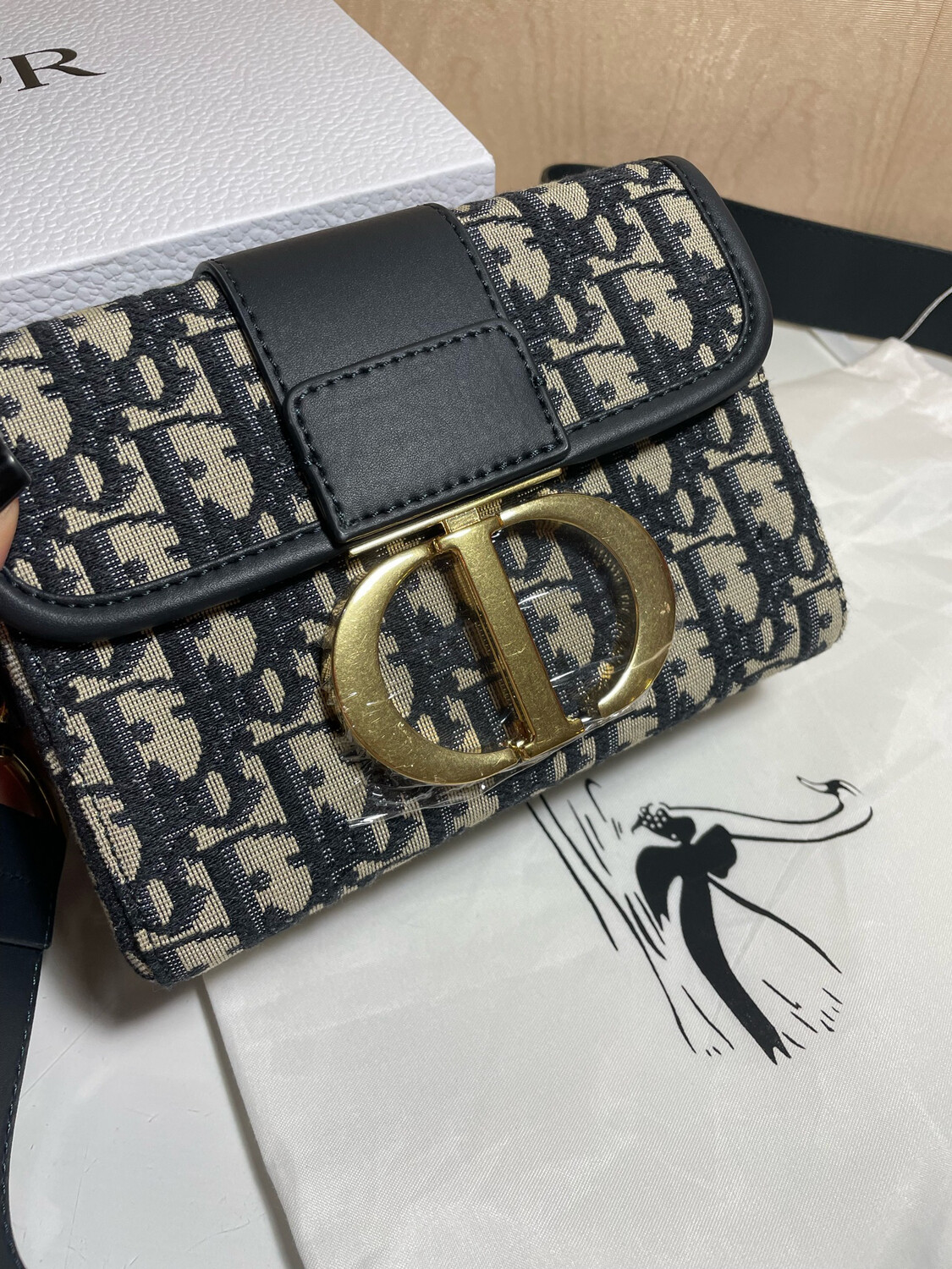 Borsa cassette monogram