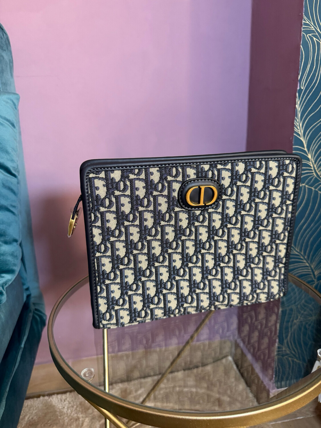 Pochette monogram