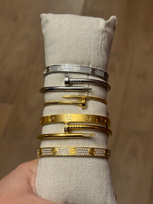 Bracciali