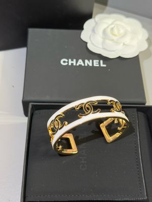 Bracciale bianco nero