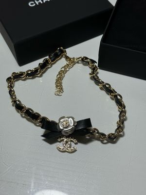 Collana catena fiocchetto 