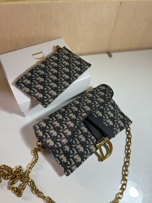 Pochette monogram