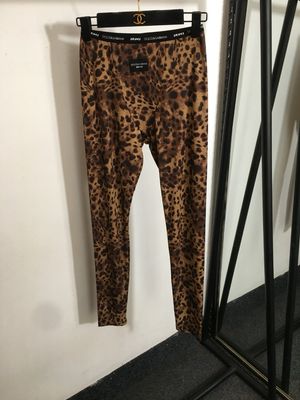 Leggins skims 