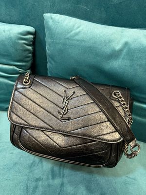 Borsa niki ysl