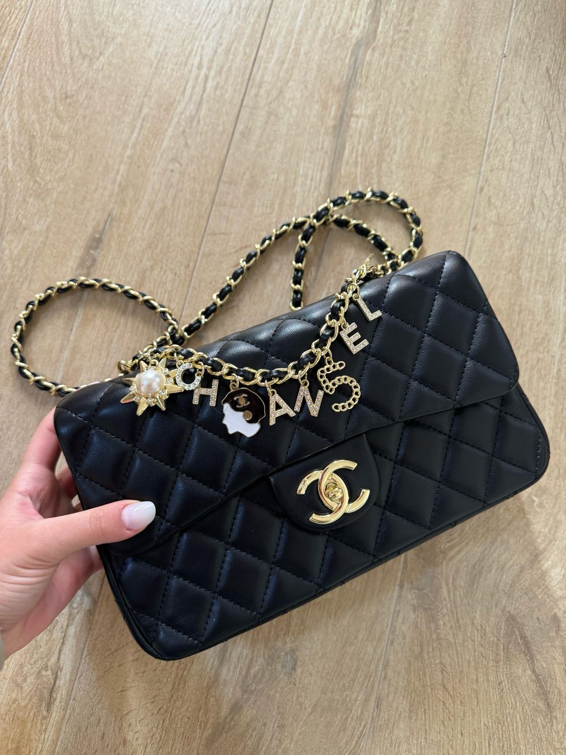 Borsa cha charms nero