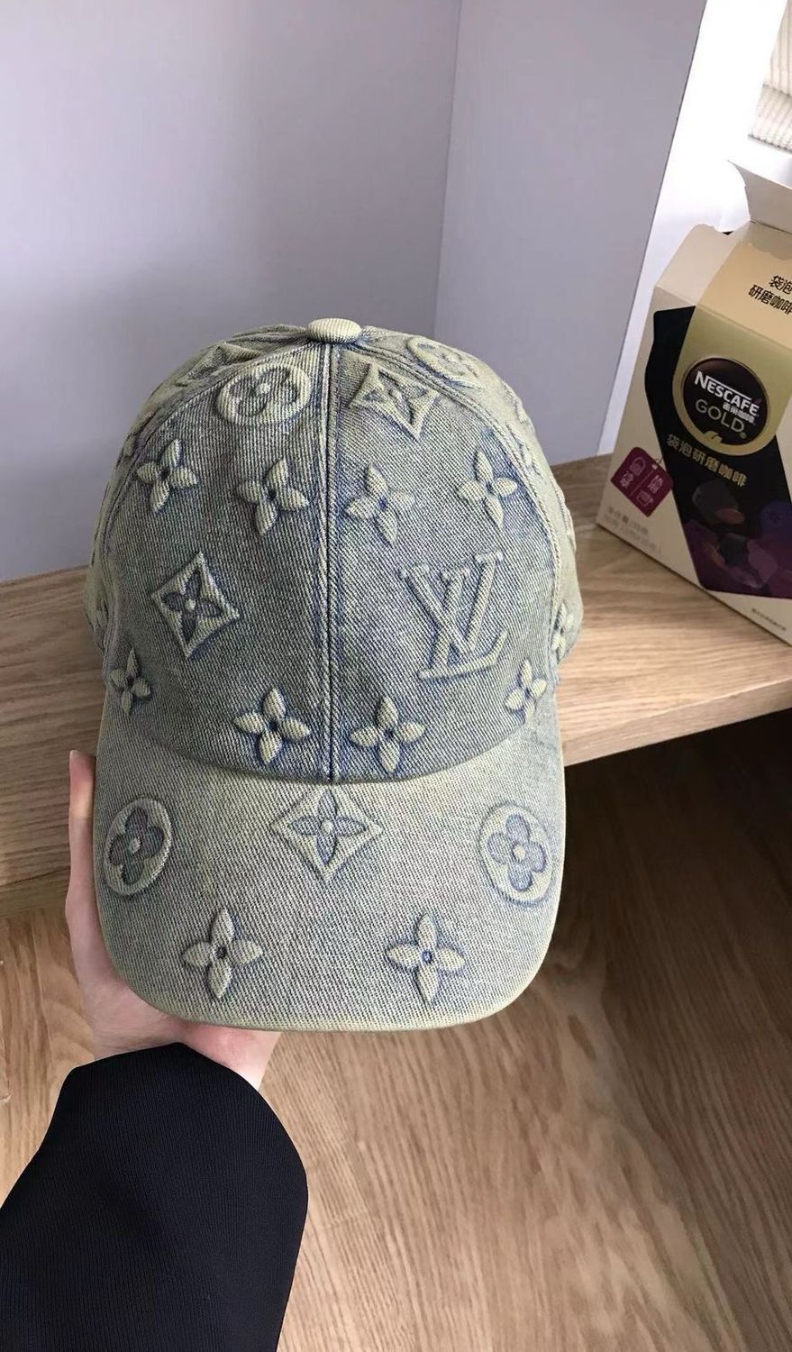 Cappello visiera lv jeans 