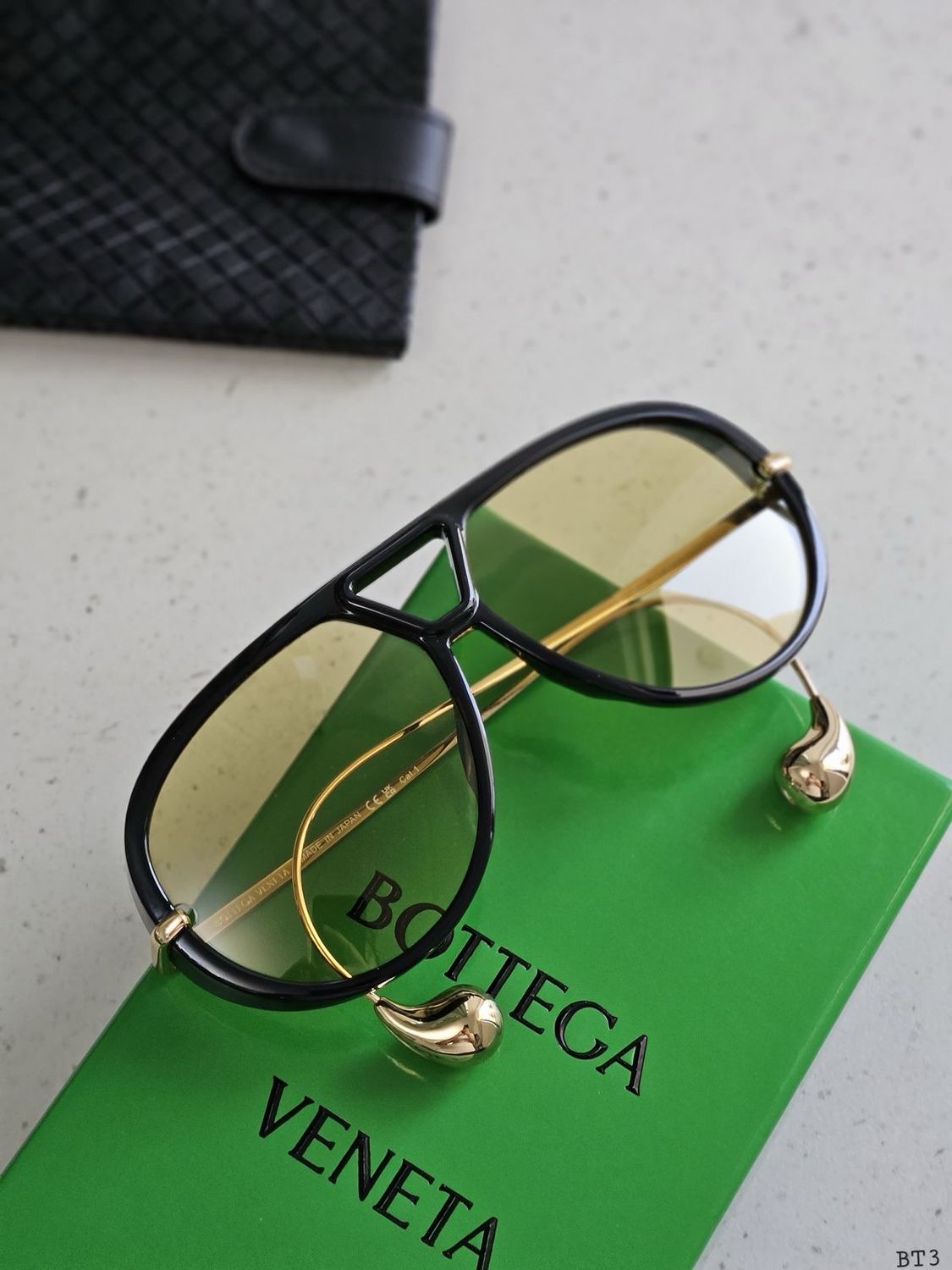 Occhiali bottega 