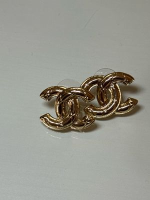 Orecchini cc oro trapuntato