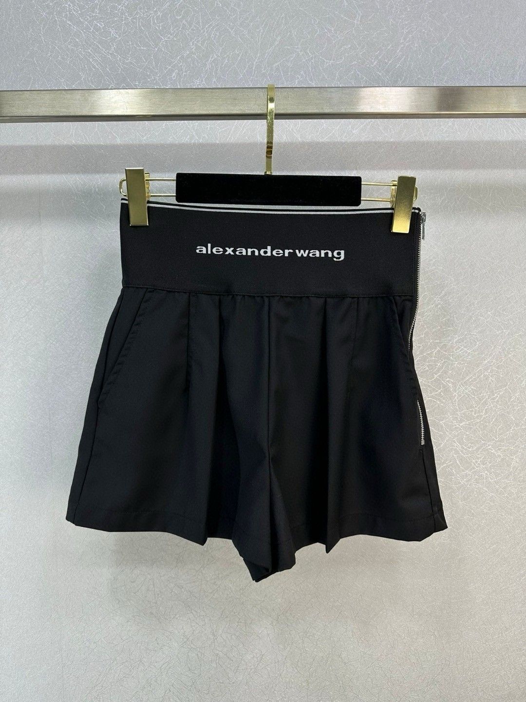 Shorts Wang molla 