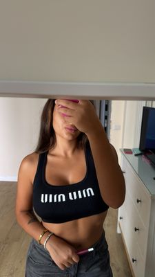 Top miu nero