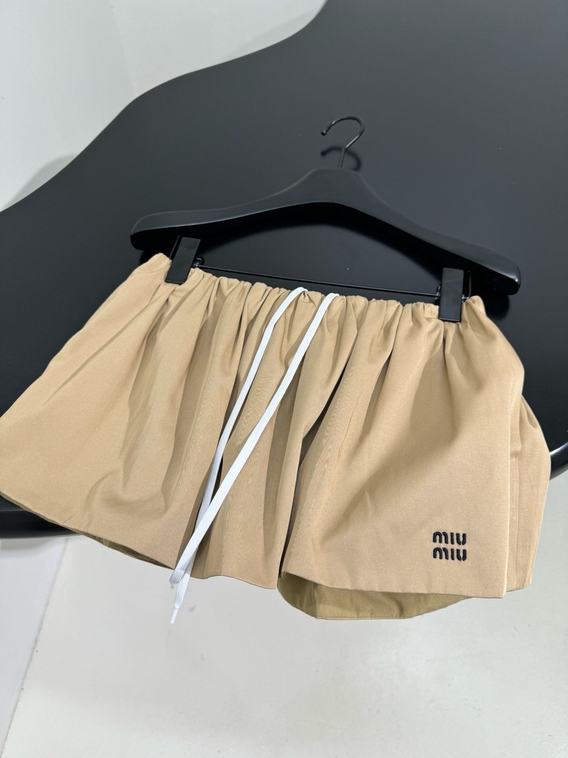 Gonna miu marrone