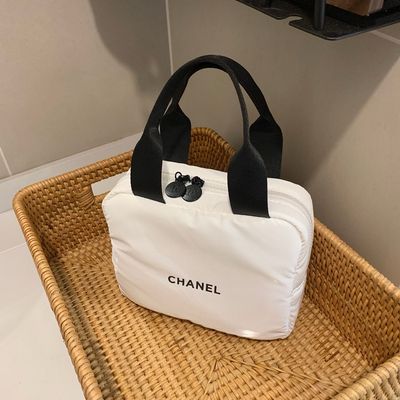 Beauty/Vanity/Borselli