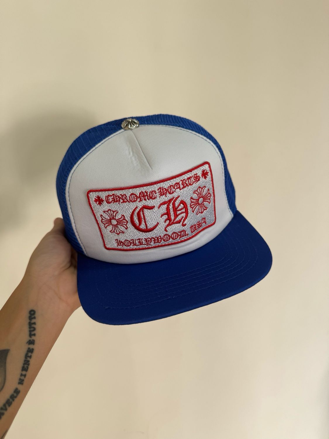 Cappello Chrome rosso e blu