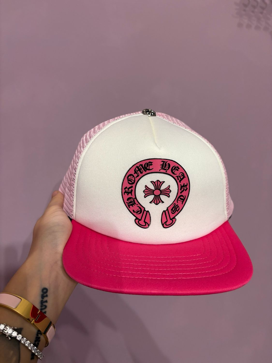 Cappello Chrome visiera rosa