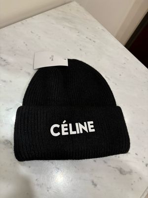 Cappello celi scritta 