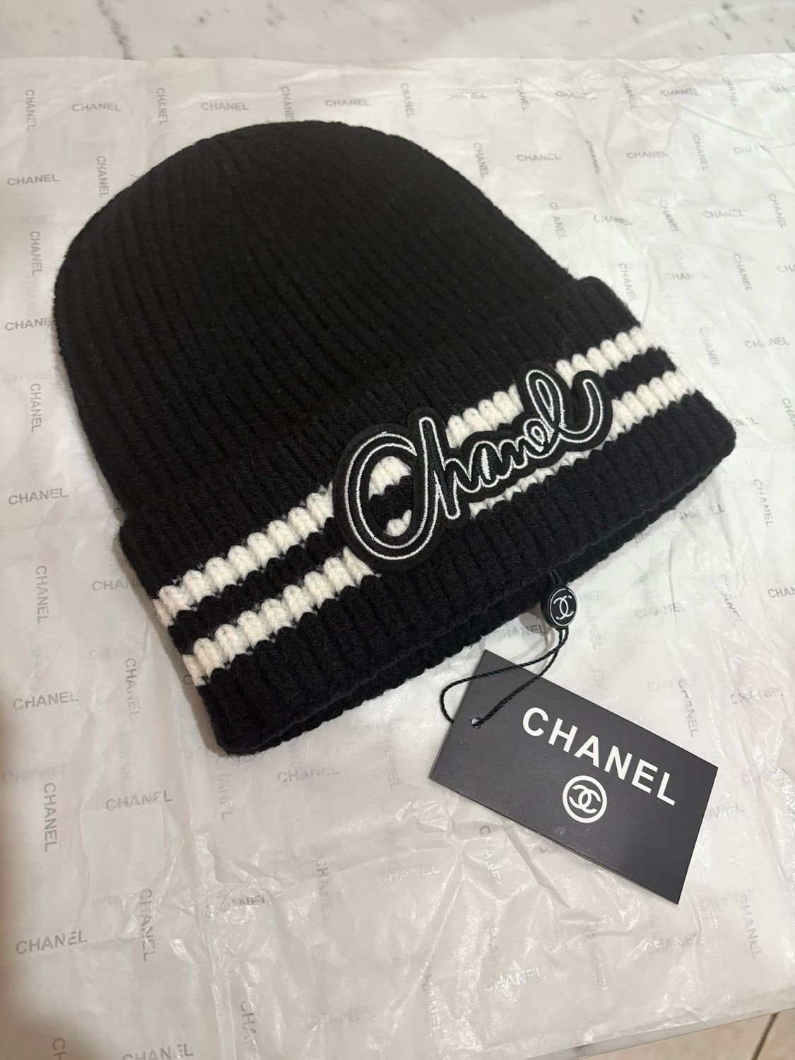 Cappello che scritta