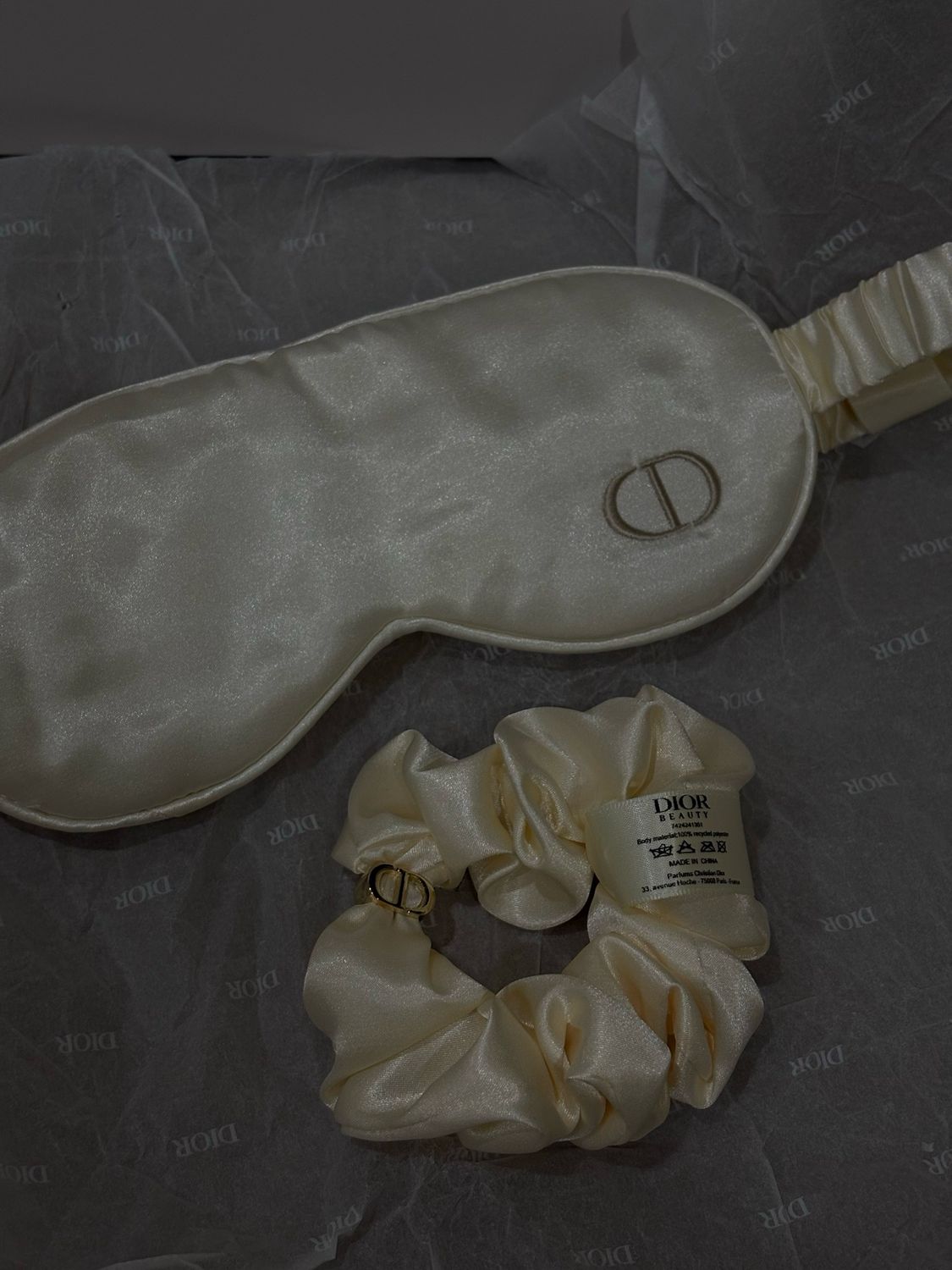 Maschera e scrunchie