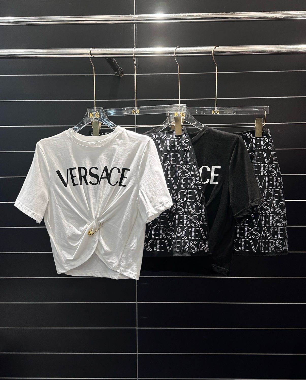 Set gonna e t-shirt Versace