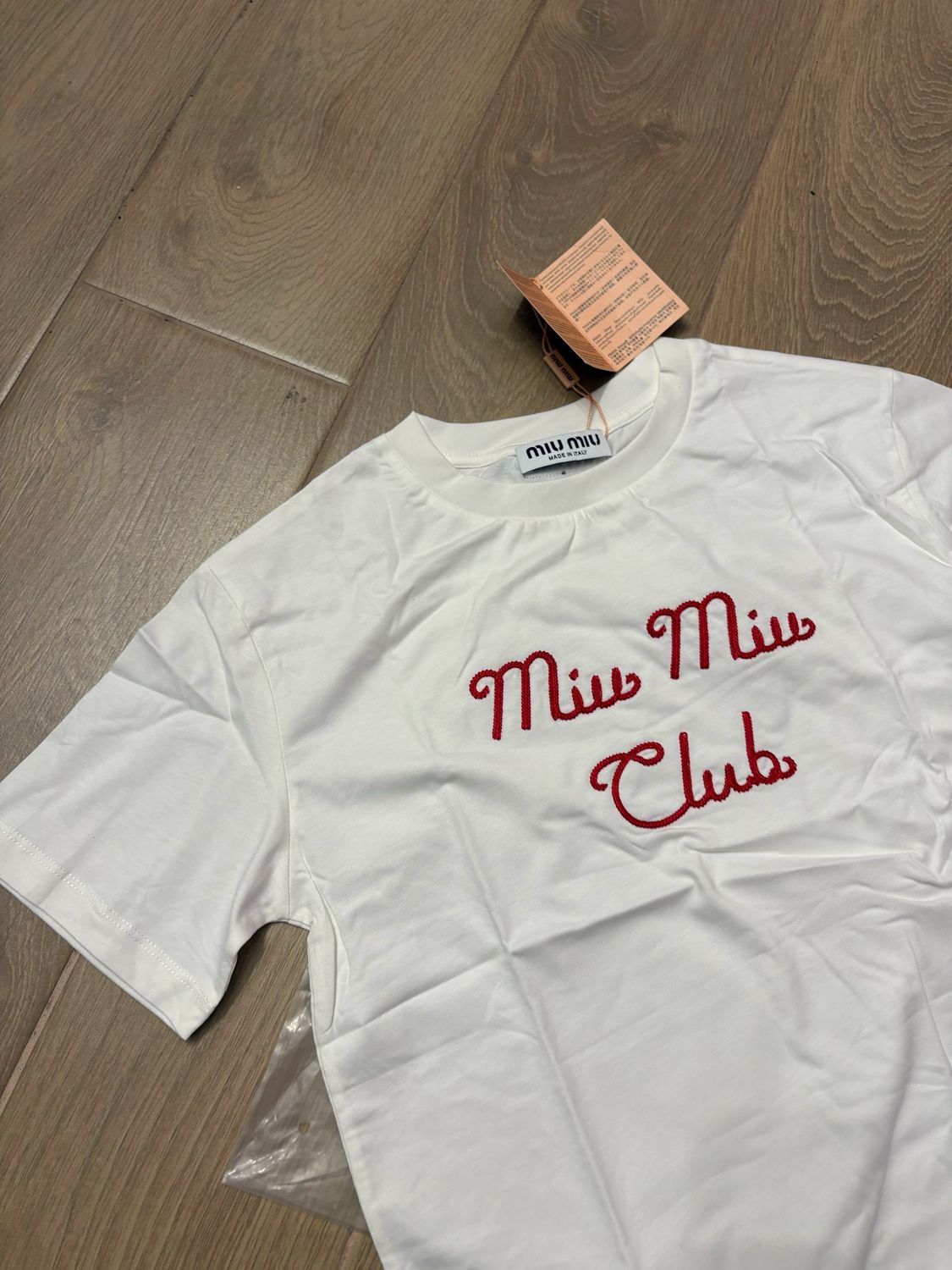 T-shirt Miu club scritta