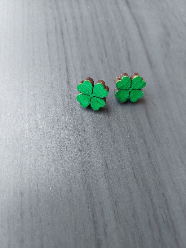 Mini leseni uhančki-deteljica