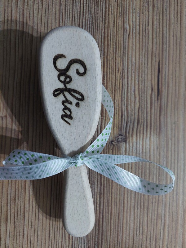 Krtača za novorojenčka