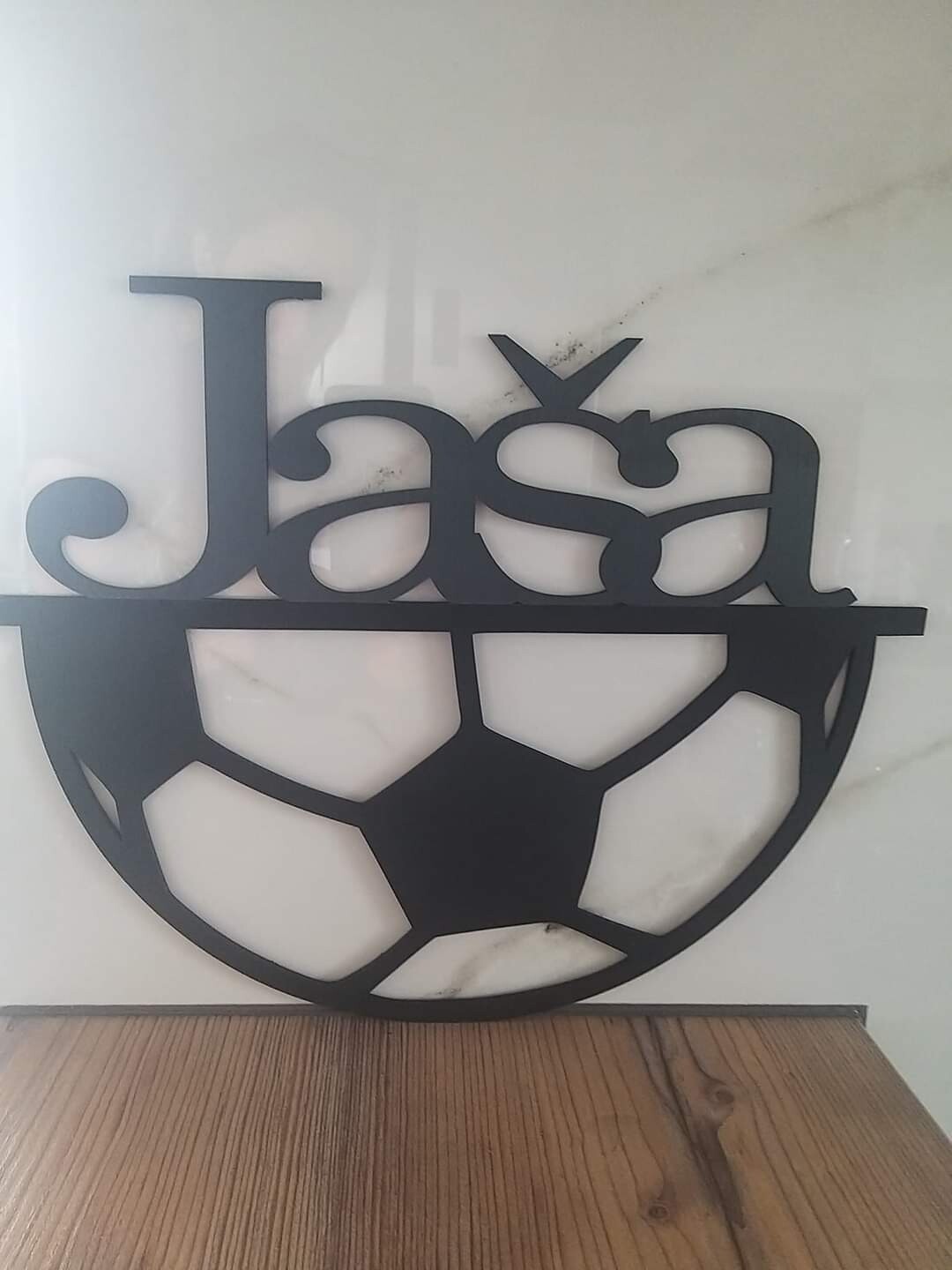 Nogometna žoga z imenom