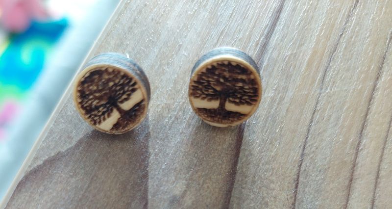 Uhani drevo življenja