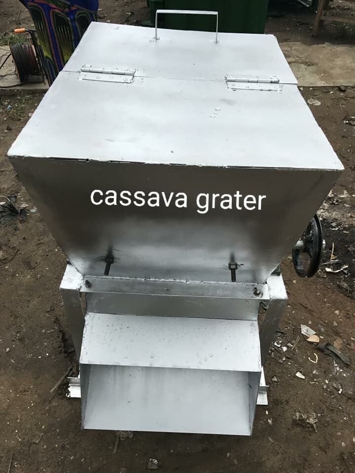 Cassava grating machine