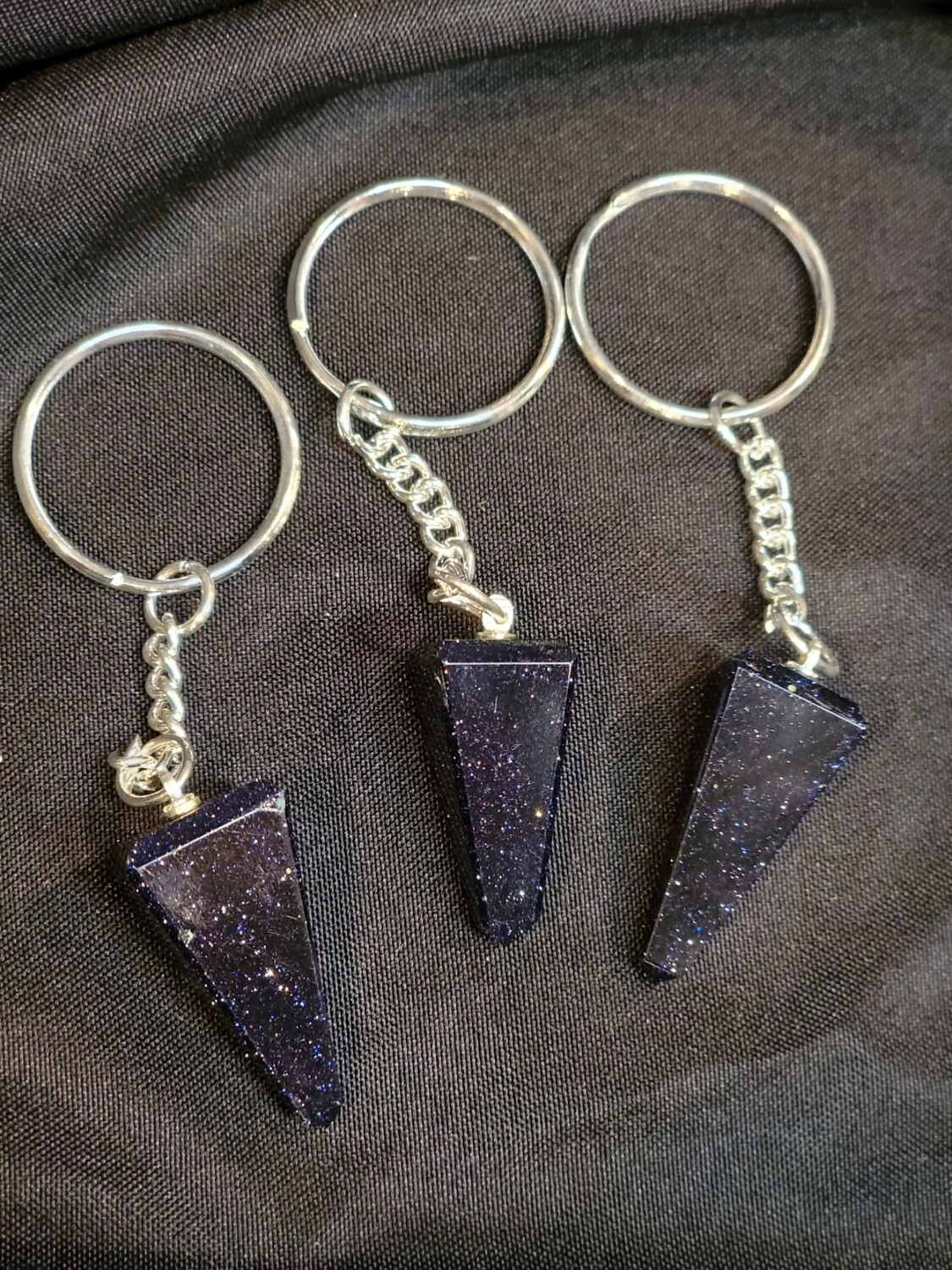 BLUE GOLDSTONE OBELISK KEYCHAIN / 1&quot; -2&quot; AVG.