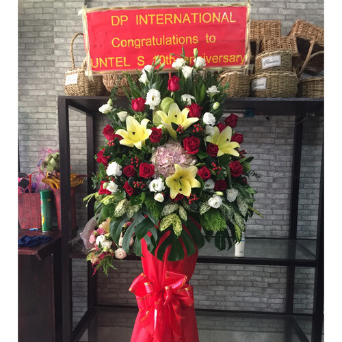 TASHA FLOWER STAND