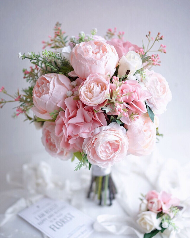 BRIDAL BOUQUET
