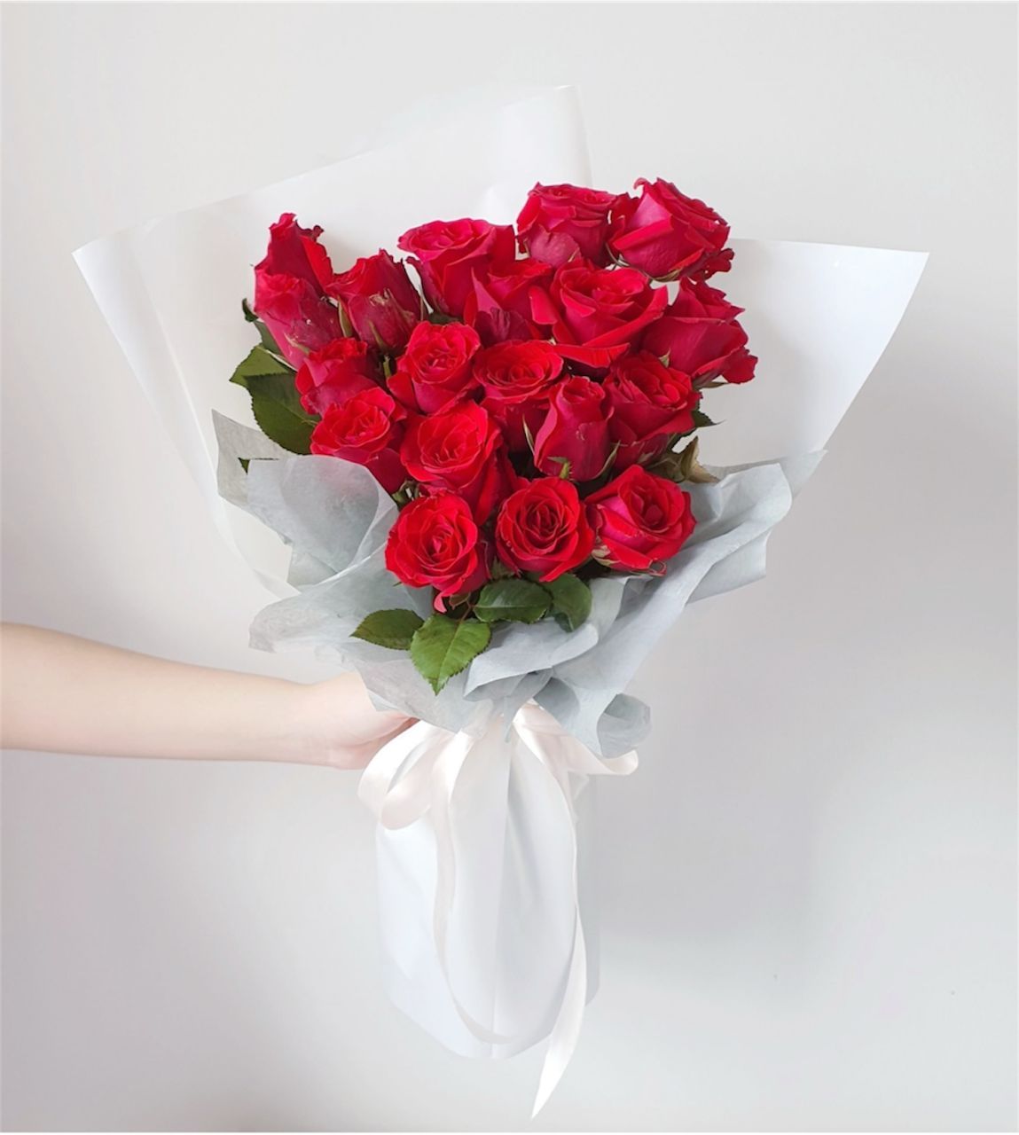 ALICE RED ROSE