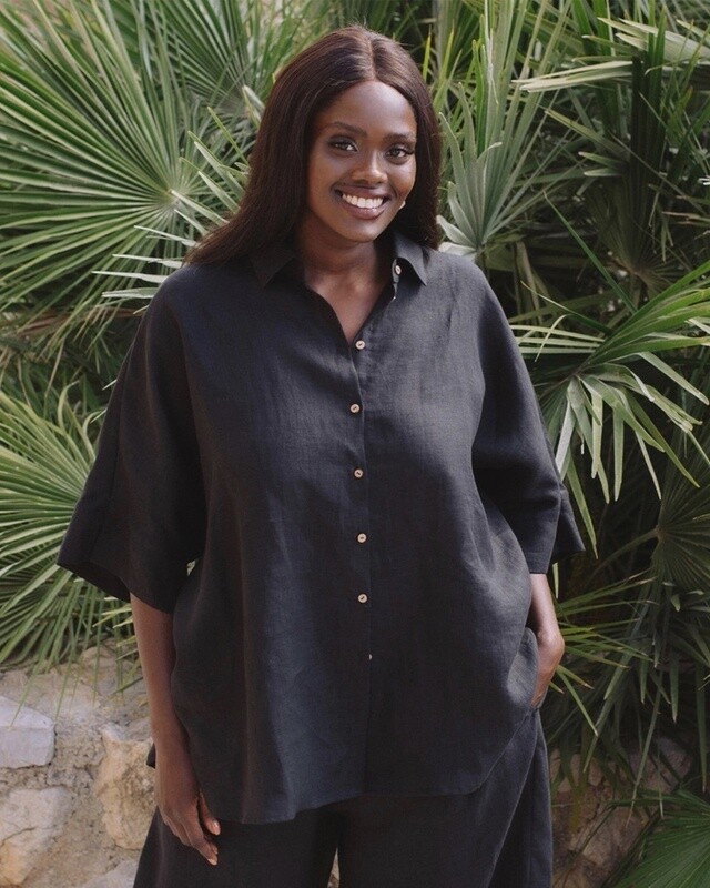 Cabrera Short-Sleeved Linen Top In Black