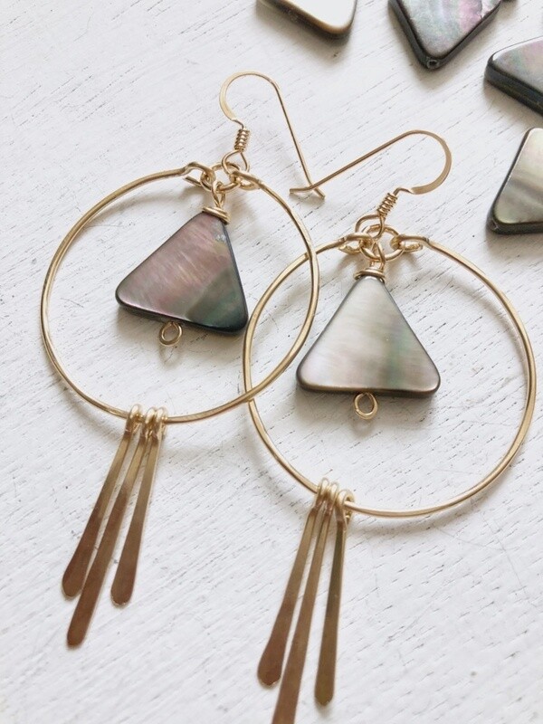 Circle Hoop Gray Mother of Pearl Triangle Spikes