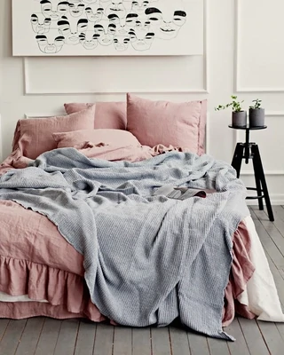 Blankets &amp; Throws