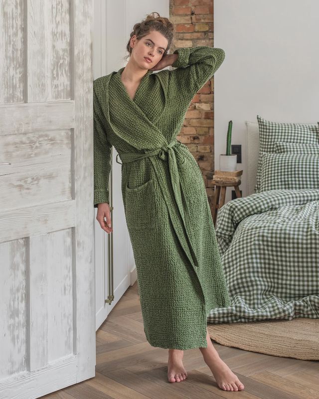 Women&#39;s Waffle Bath Robe In Forest Green