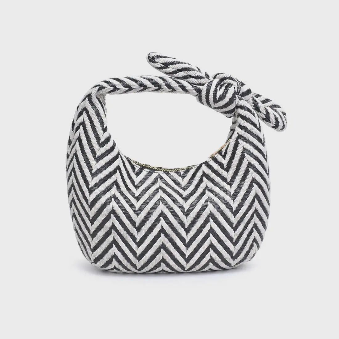 Penny Clutch Bag In Black &amp; White
