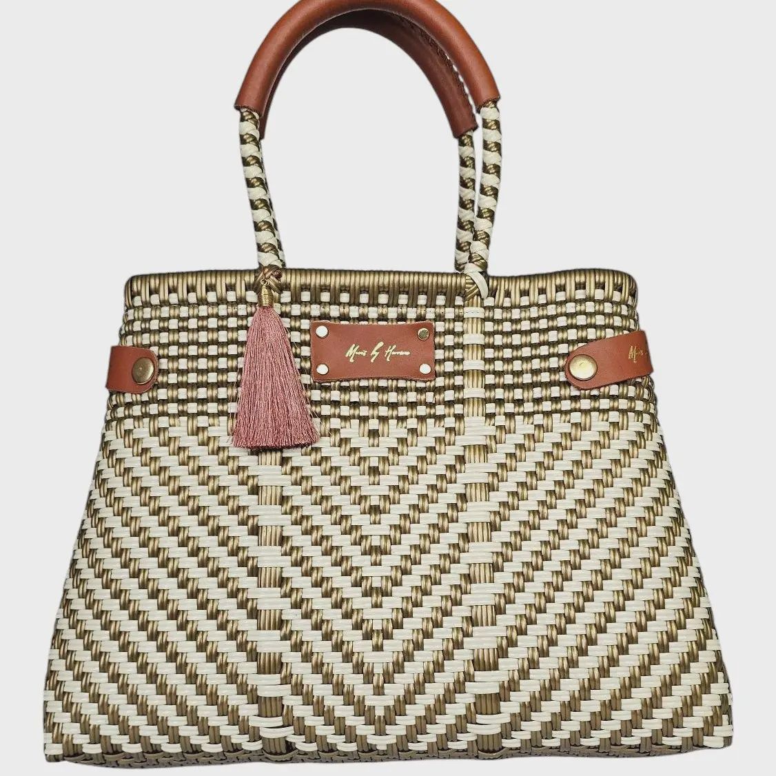 Convertible Handbag In Luxe Ivory Gold