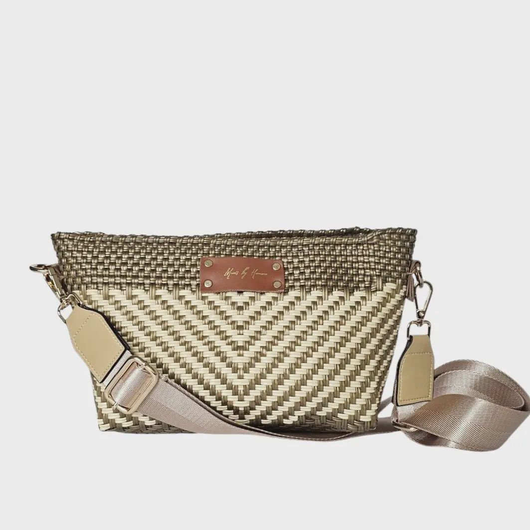 Victoria Crossbody Bag In Luxe Ivory Gold