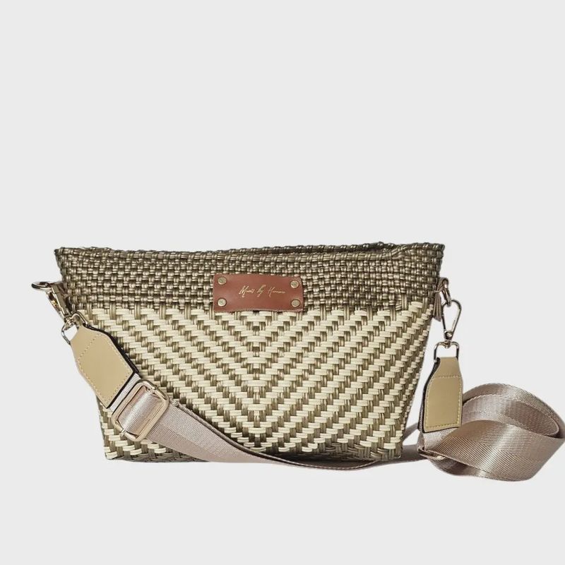 Victoria Crossbody Bag In Luxe Ivory Gold