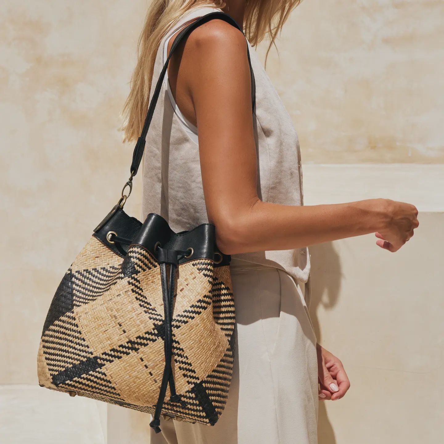Rattan Sling Bag In Black &amp; Ivory Plaid Weave