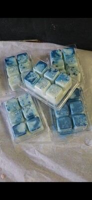 Blue orchid clamshell wax melts