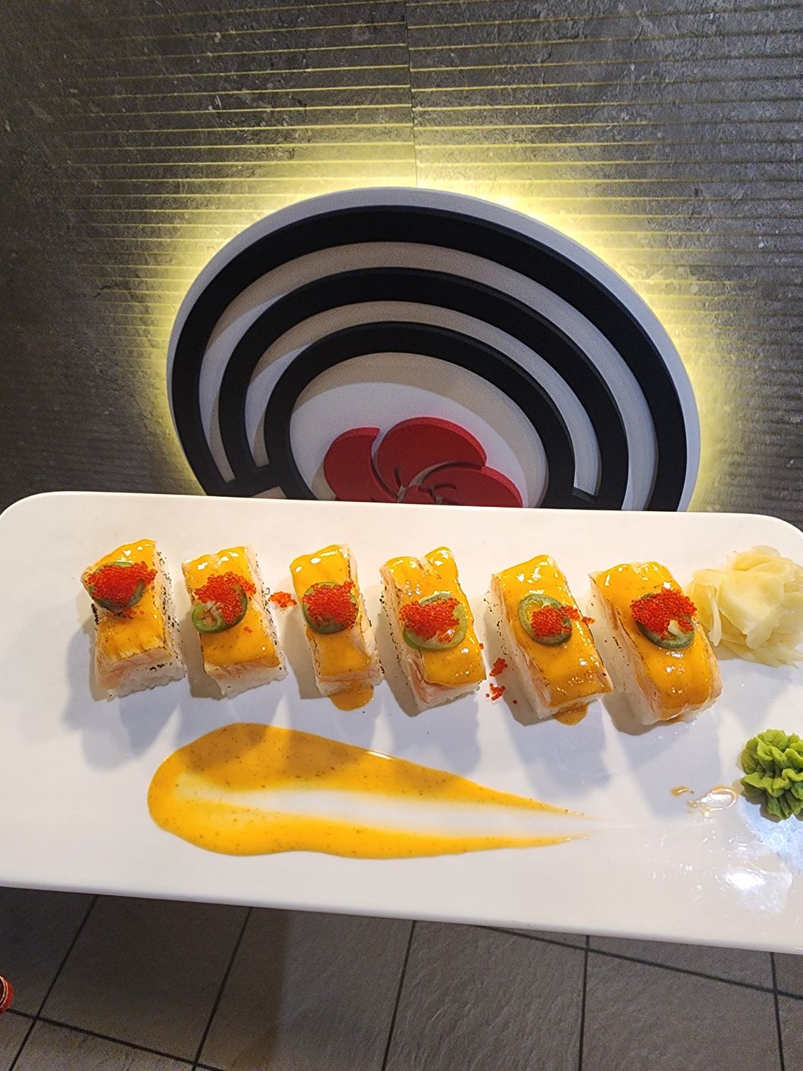 Salmon Oshi