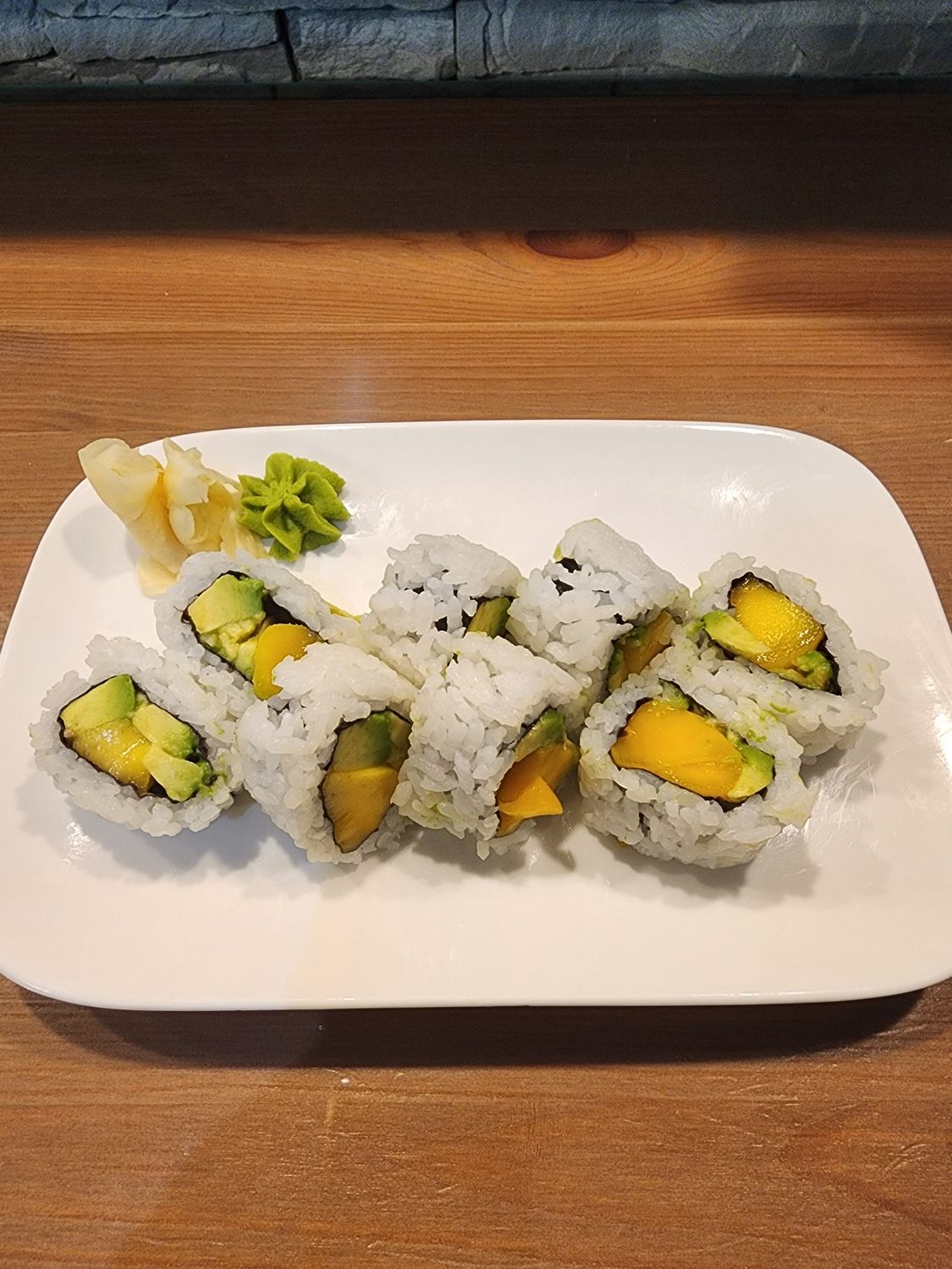 Avocado Mango Roll