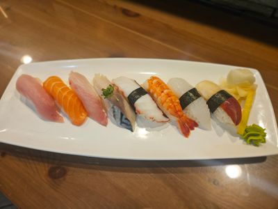 Nigiri Sushi Combo