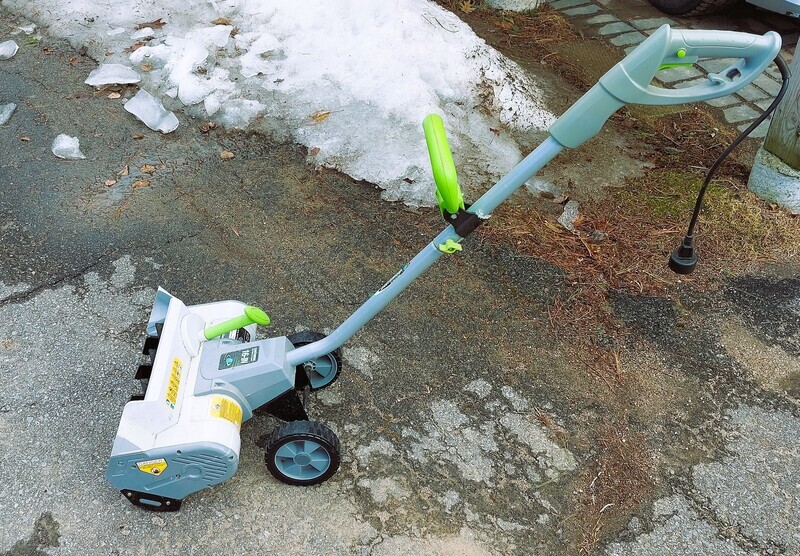 Earthwise Electric Snow Shovel Corded 16 In