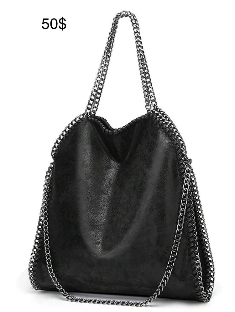 Cartera negra con Cadena