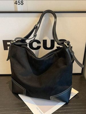 Cartera negra