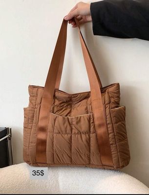 Cartera caramelo